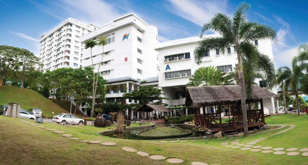 新纪元大学-东南亚华人顶级学府-