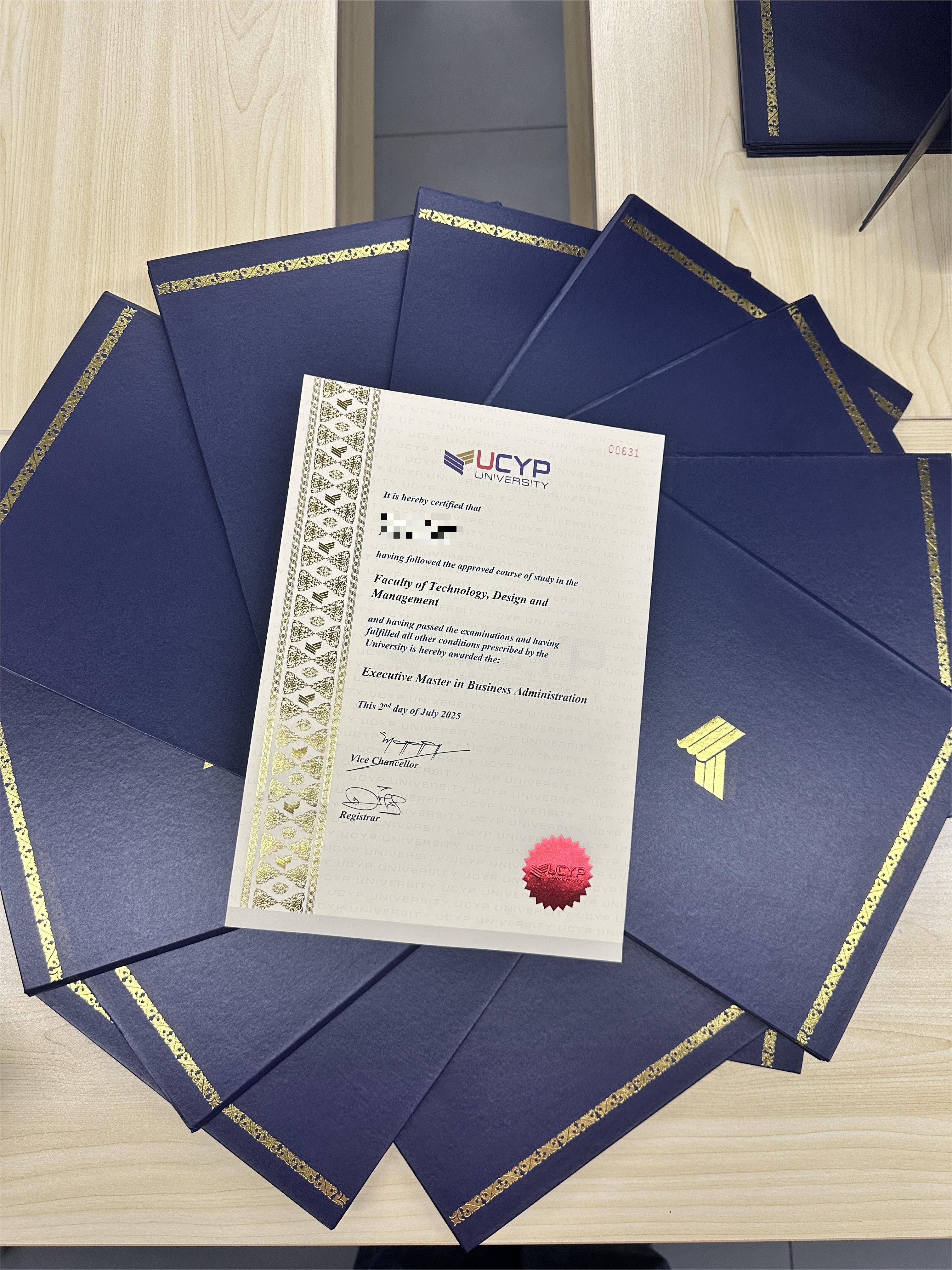 【星辉闪耀·学海扬帆】南海学分平台携手马来西亚彭亨教育基金大学共庆48位硕士学子荣耀毕业-