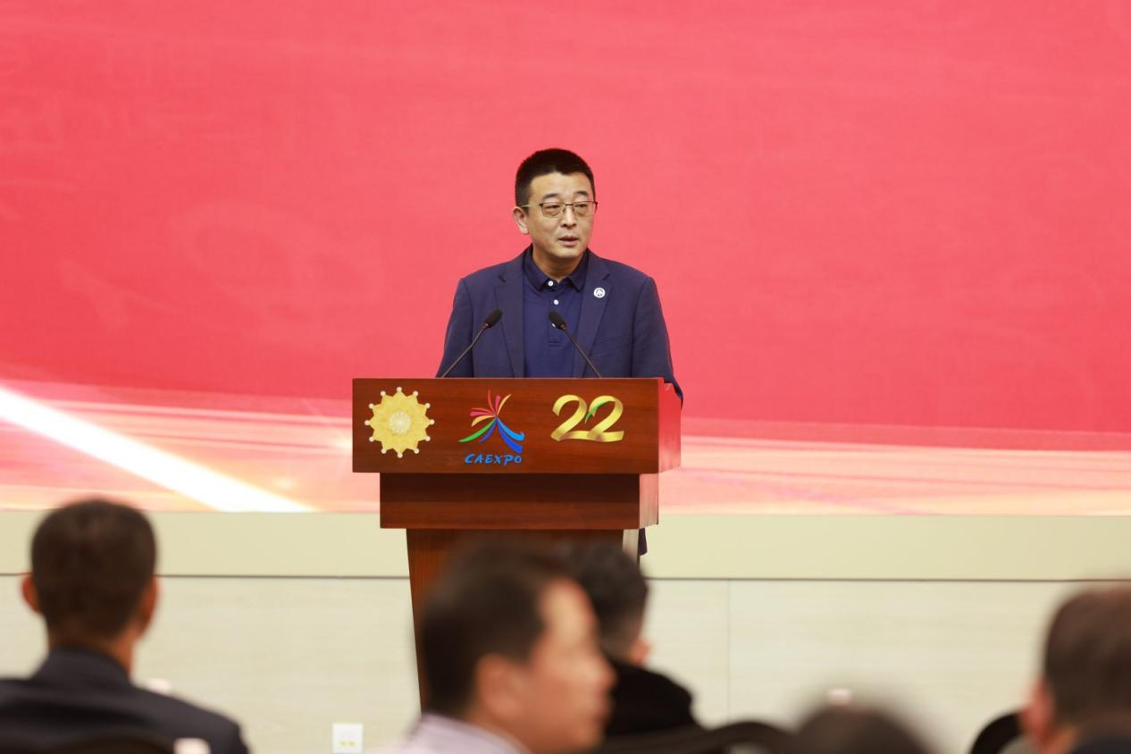 第2屆【國(guó)際高層次產(chǎn)業(yè)人才發(fā)展大會(huì)】暨【中國(guó)式管理學(xué)院】主題專場(chǎng)在南寧舉行-