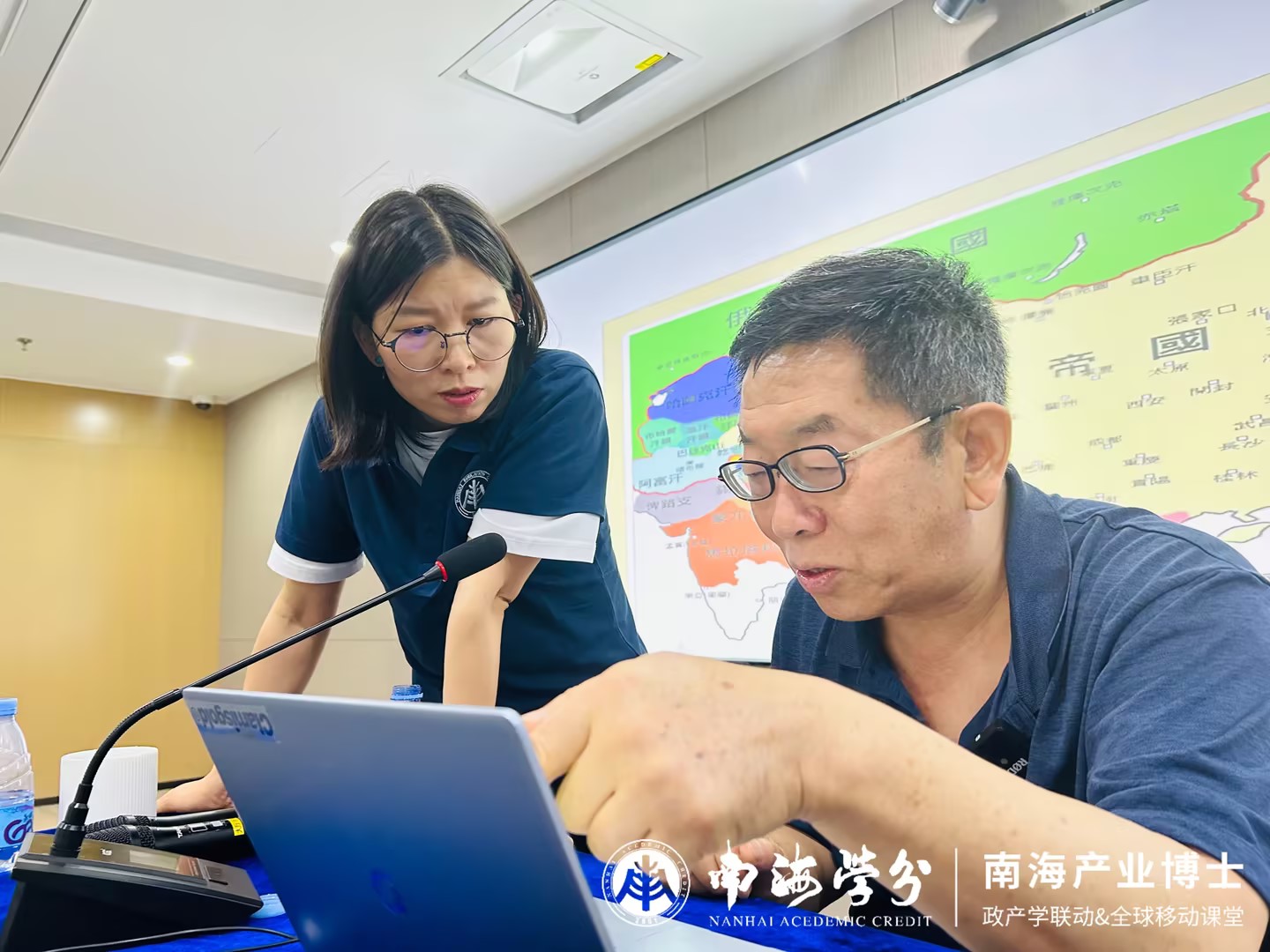 為什么未來十年的企業(yè)競爭，拼的不再是業(yè)務(wù)，而是“管理底層操作系統(tǒng)”-