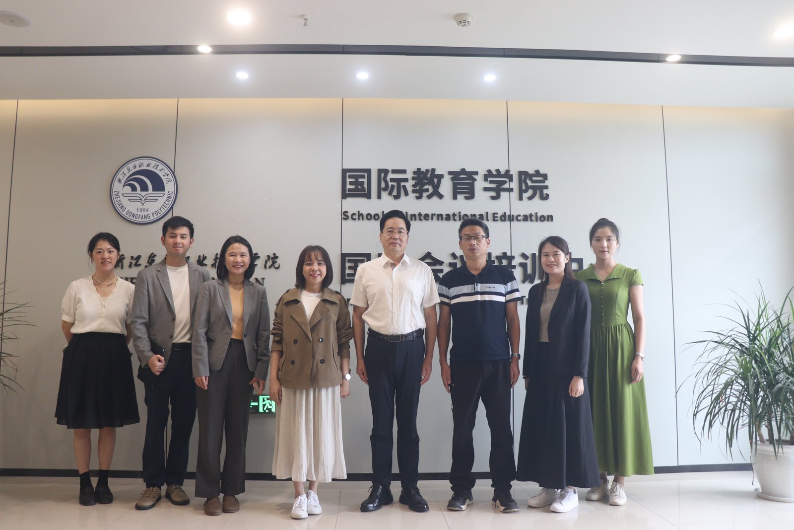 【新纪元大学国际教育学院】新纪元大学学院代表团走访中国浙江多所高校 共筑马中教育合作平台-